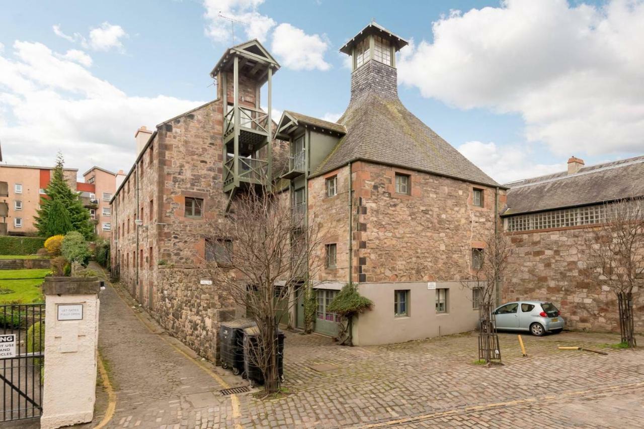 Joivy Loft At The Brewery With Free Parking Lägenhet Edinburg Exteriör bild
